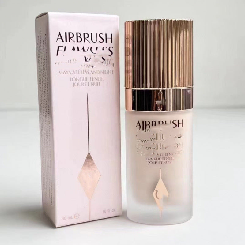 Cross-Border Live Broadcast C /T Red Carpet Liquid Foundation 30ml # 1N # Two N # 1C. # 2C Four-Color Complete Moisturizing And Long-Lasting Wholesale